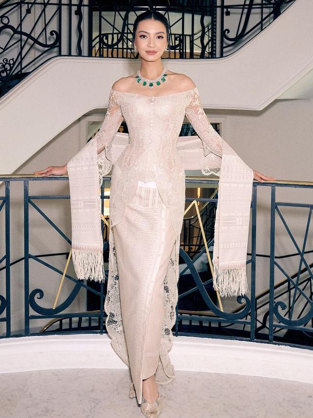 7 Potret Raline Shah Tampil Berkebaya di Cannes Film Festival 2024, Memesona