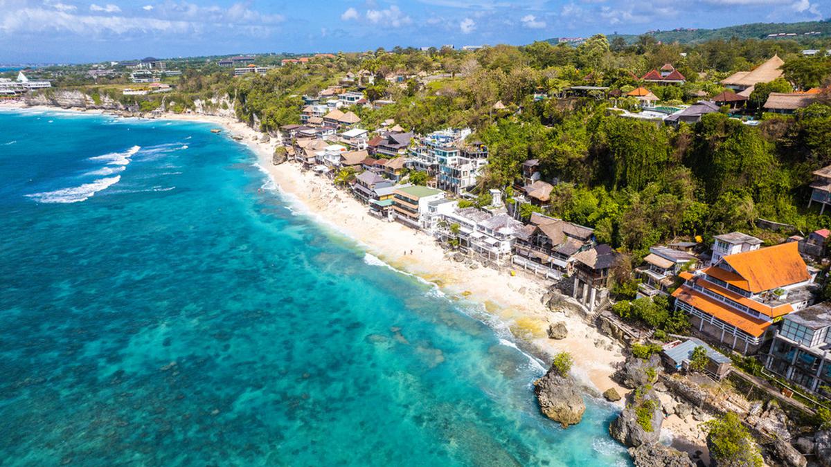 Ingin Punya Rumah di Bali dengan Pemandangan Laut yang Menawan? Ini Lokasi Terbaiknya! Berita Viral Hari Ini Minggu 20 Oktober 2024