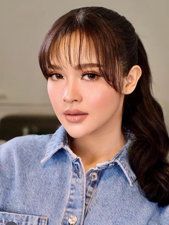 Bella Bonita bak Barbie. [@deanmua_]