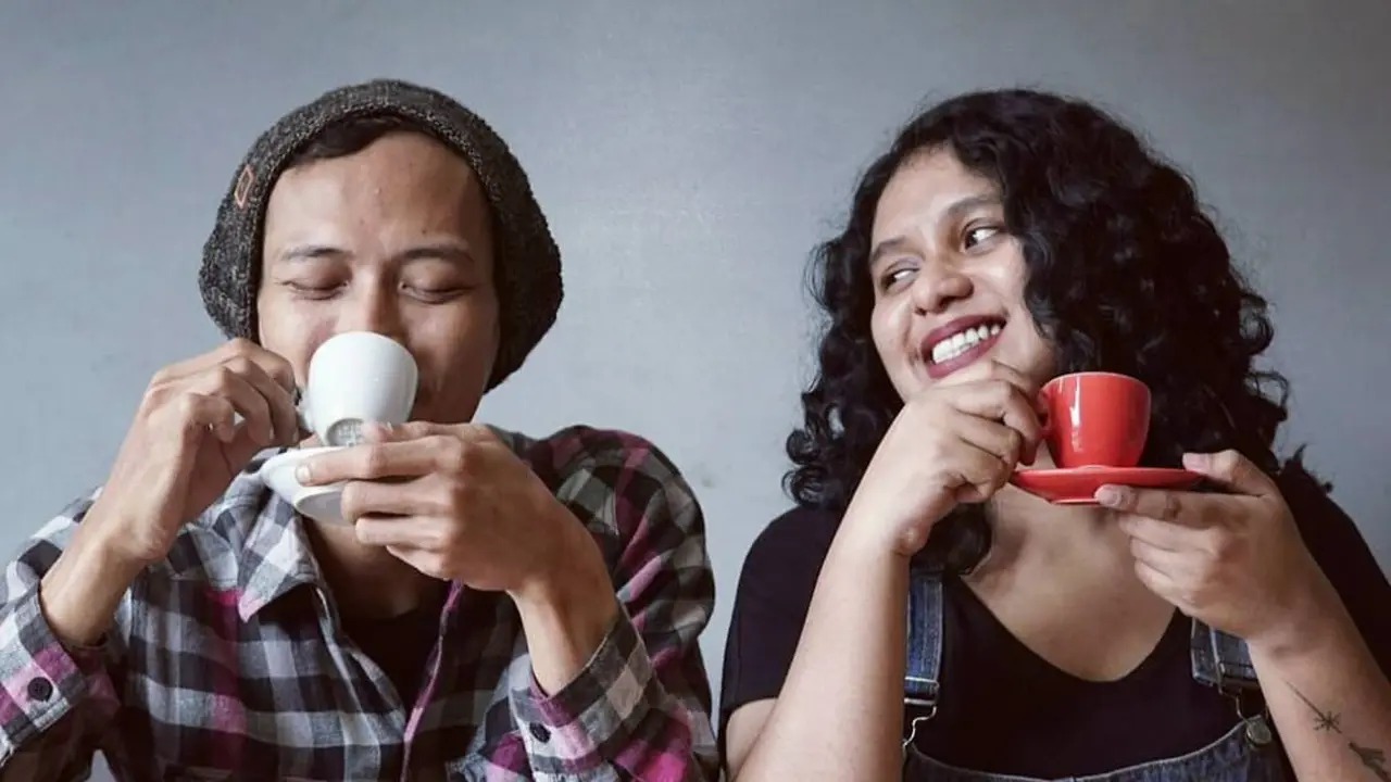 Numan dan Stella