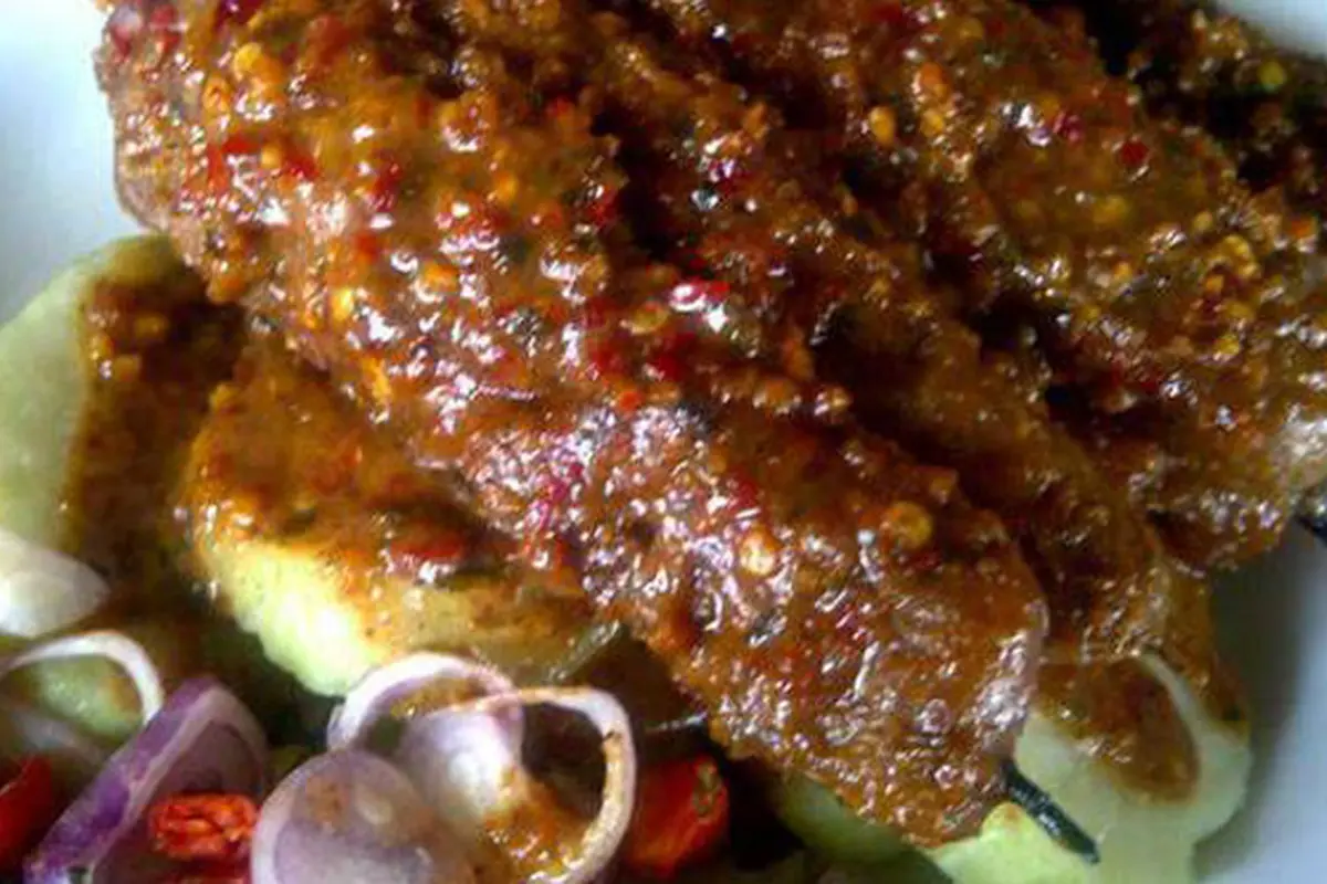 Di FB, Makanan Favorit Jokowi Sate Kere