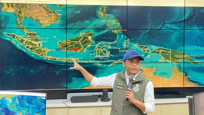 Menhut Ungkap Kendala Pemadaman Kebakaran Hutan di Sumatera-Kalimantan