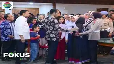 Jokowi juga memerintahkan seluruh jajarannya untuk terus melakukan pencarian penumpang dan badan pesawat Lion Air.