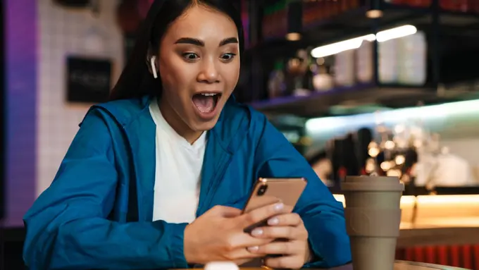 11.11 Harga Banting Diskon Besar-besaran Satu Hari Saja, Ayo Belanja!