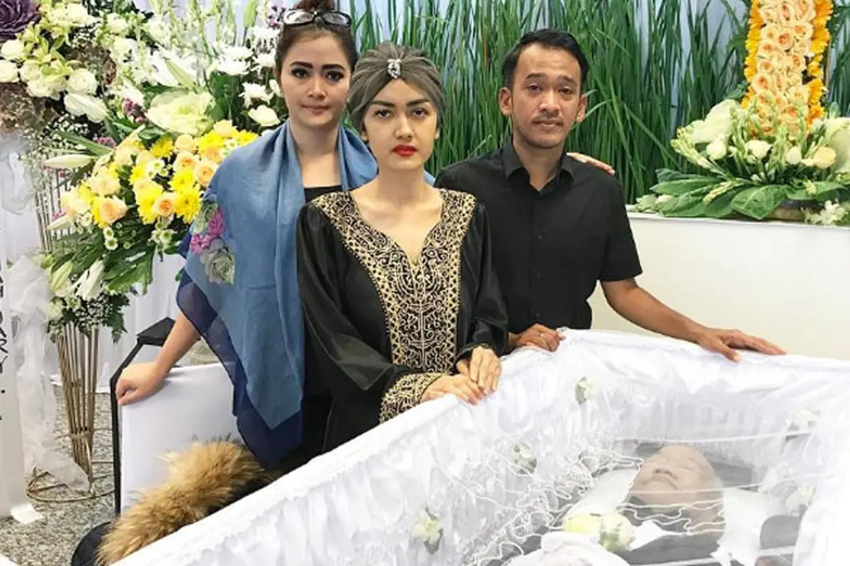 Julia Perez, Vega Darwanti dan Ruben Onsu