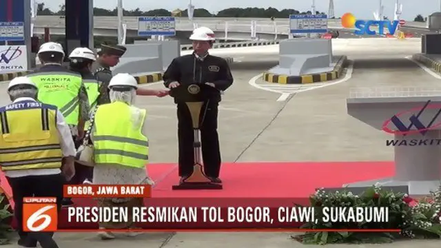 Presiden Jokowi resmikan Tol Bocimi Seksi I di tol utama masuk pintu Cigombong pada Sabtu (1/12) siang.