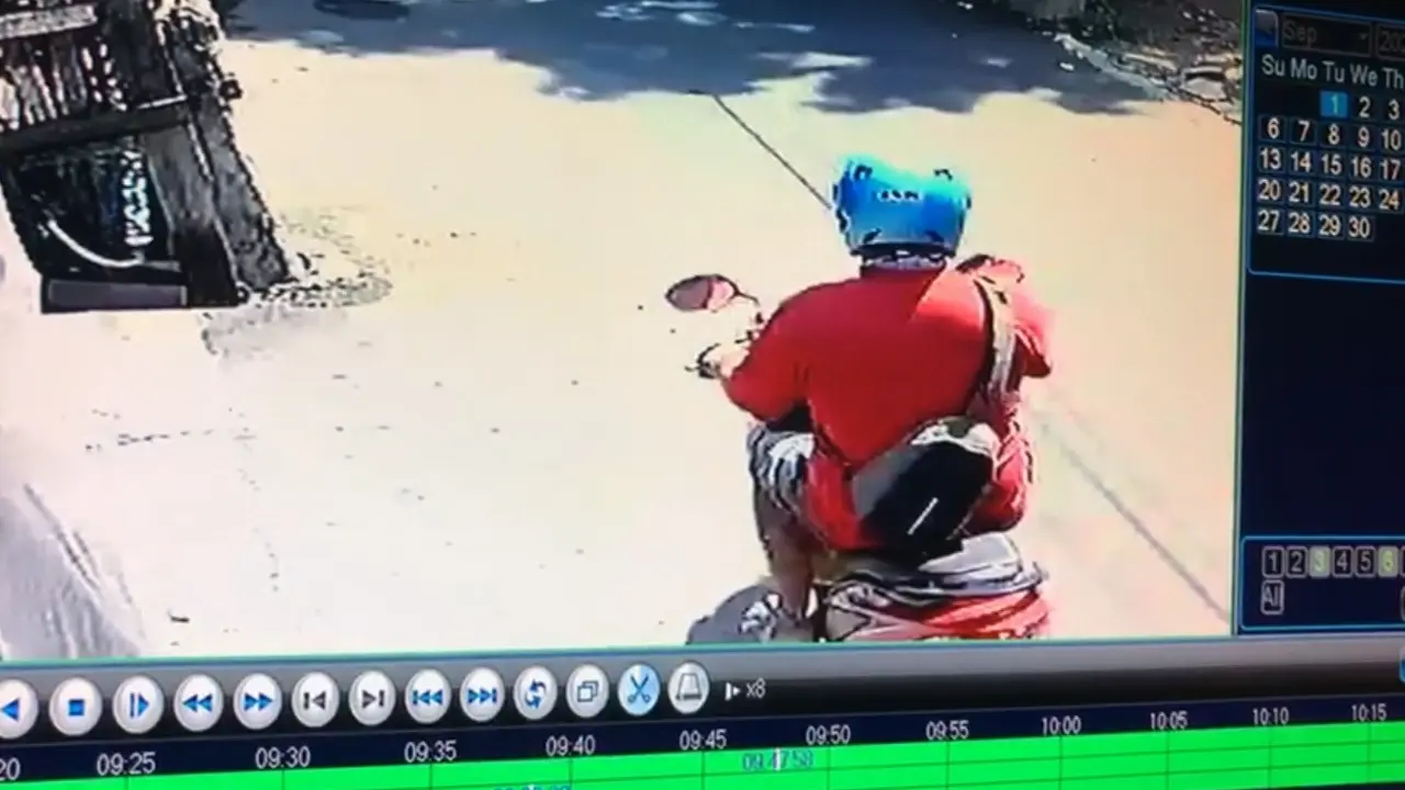 Tangkapan Layar Sebuah Video Rekaman CCTV Saat Pelaku Begal Payudara Akan Beraksi (Liputan6.com/Ahmad Adirin)