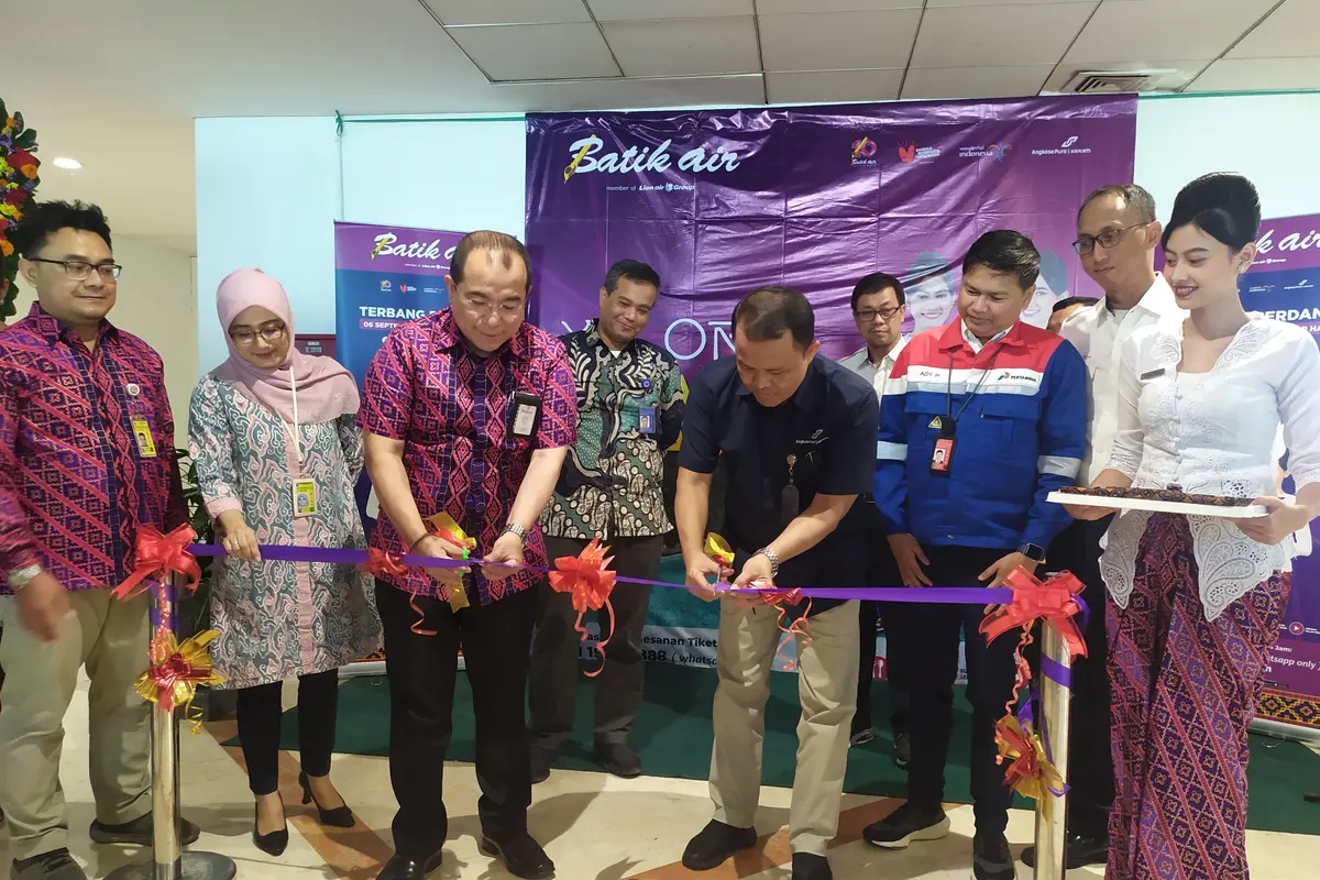Peresmian penerbangan perdana Batik Air Surabaya-Berau (Dian Kurniawan/Liputan6.com)