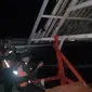Proses pencairan penumpang kapal terbalik di Selayar (Liputan6.com/Istimewa)