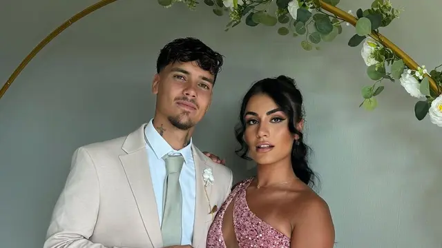 Cantiknya Mina, Tunangan Shayne Pattynama Bek Kiri Timnas Indonesia. (instagram/x.m.m.8)