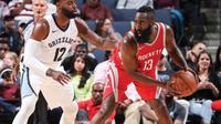 Houston Rockets menjaga rekor tak terkalahkan pada pramusim NBA setelah menundukkan Memphis Grizzlies 101-89, Kamis (12/10/2017) pagi WIB. (Twitter/Houston Rockets)