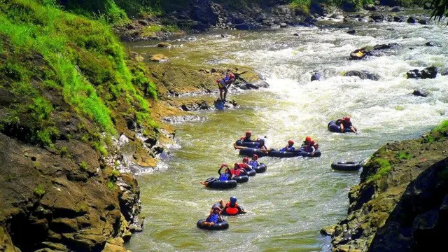 Desa Wisata Onje, Purbalingga mengembangkan wisata tubing. (Foto: Liputan6.com/Dinkominfo Purbalingga/Dinkominfo Purbalingga/Muhamad Ridlo)