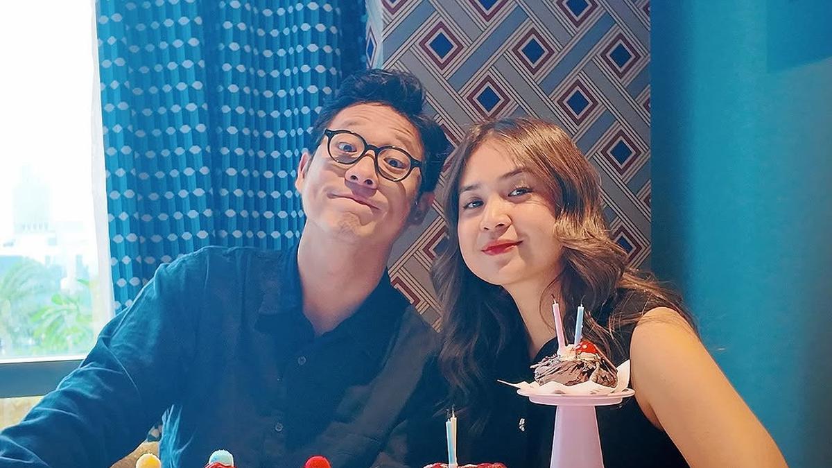 Potret Perayaan Ultah Putri Titian, Hangat Bersama Anak dan Suami