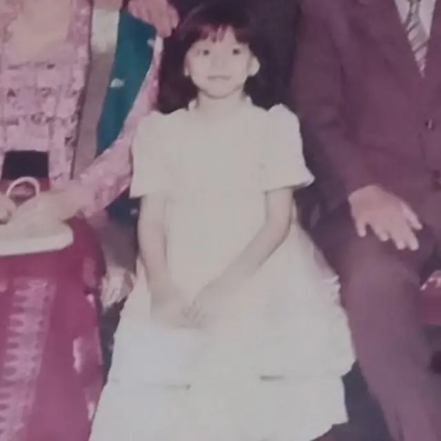 6 Potret Masa Kecil Venna Melinda, Disebut Mirip Verrell hingga Vania Athabina