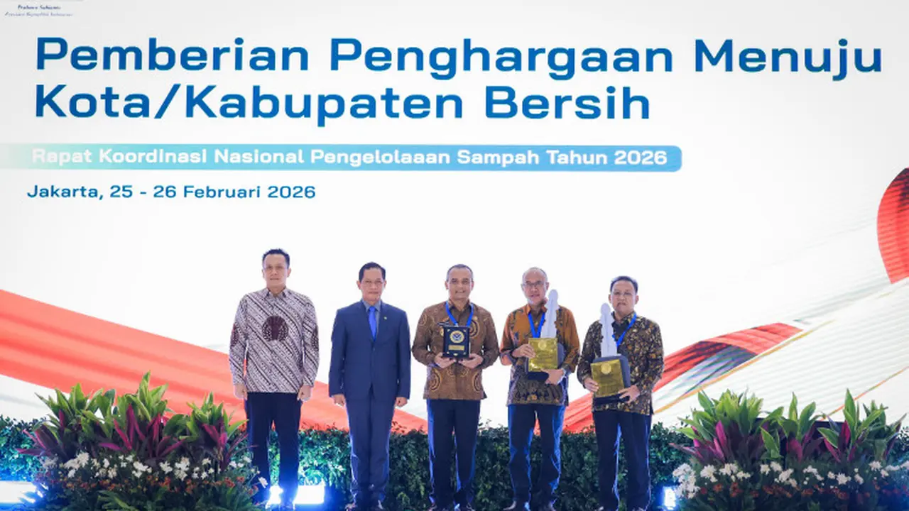Gubernur Jawa Tengah Ahmad Luthfi Raih Penghargaan