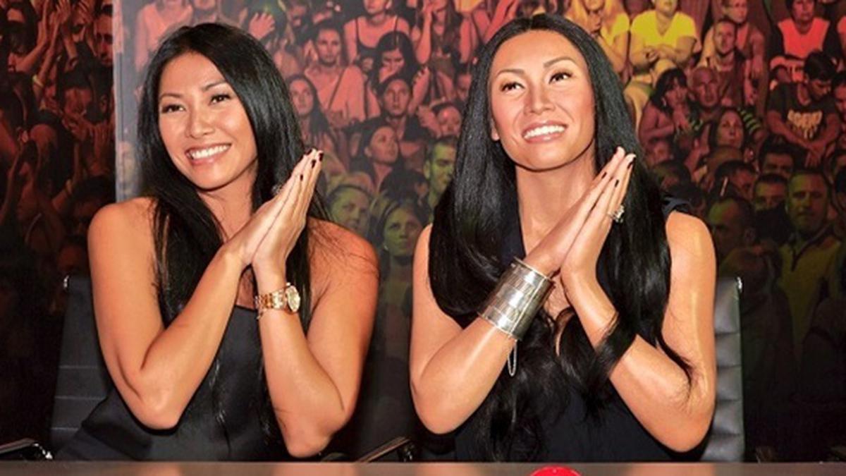 Anggun C. Sasmi Excited Ketemu Kembarannya di Bangkok, Thailand