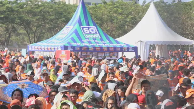 Jalan Sehat Bersama Sozzis Meriahkan HUT Ke-407 Makassar