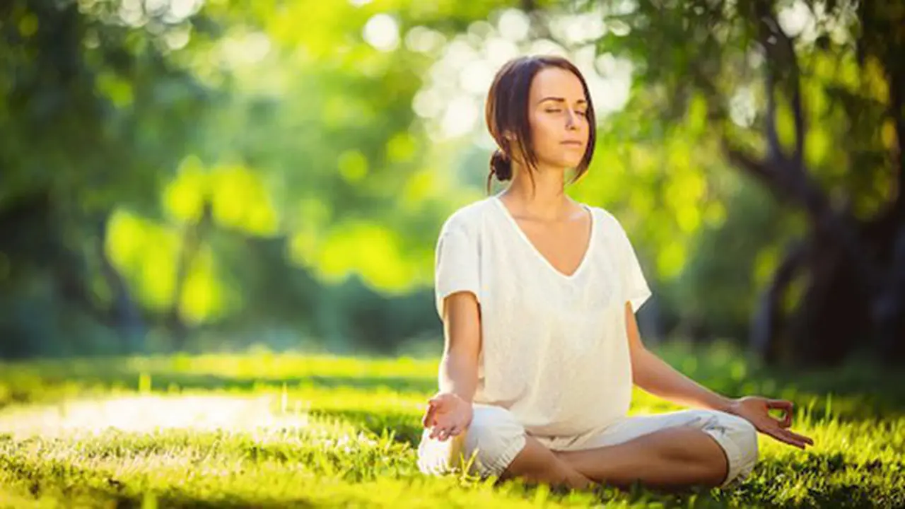 Yoga/Copyright Shutterstock