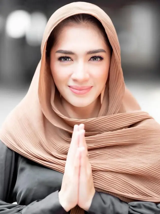 Gaya Artis Tanah Air Ucapkan Selamat Ramadan di Media Sosial