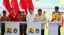 Erick Thohir menilai dalam pelaksanaan renovasi dan pembangunan 17 stadion tersebut merupakan wujud dukungan pemerintah untuk memajukan sepak bola Indonesia. (Foto: Dokumentasi PSSI)