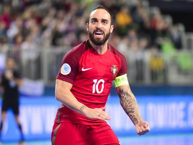 Richardinho merupakan pemain futsal yang berasal dari Portugal. Pria kelahiran Valbom, 3 September 1985 itu berposisi sebagai seorang flank. (AFP/Jure Makovec)