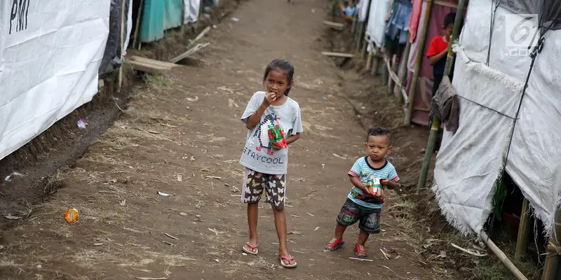 Portrait Anak-anak Pengungsi Erupsi Gunung Agung