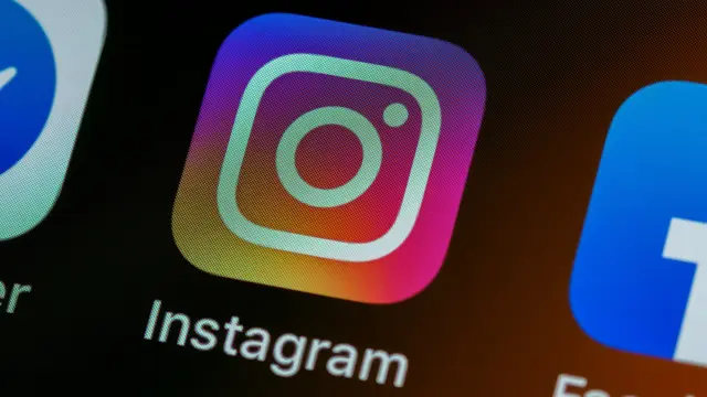 Ilustrasi Instagram