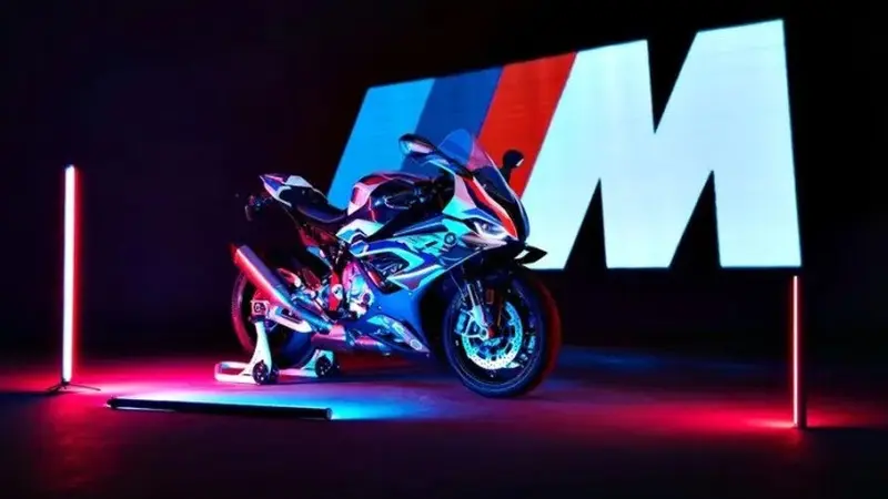 Spesifikasi Lengkap BMW M 1000 RR - Otomotif Liputan6.com