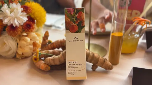 Serum terbaru dari From This Island berbahan dasar kunyit. [Anisha/Fimela]