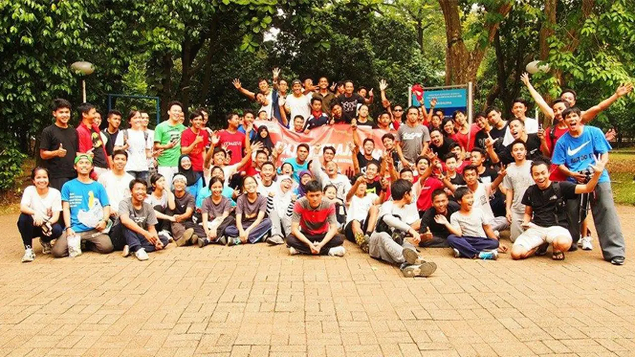 Berlatih Atasi Rintangan dengan Parkour