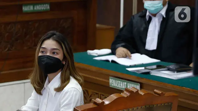Chandrika Chika sebagai saksi