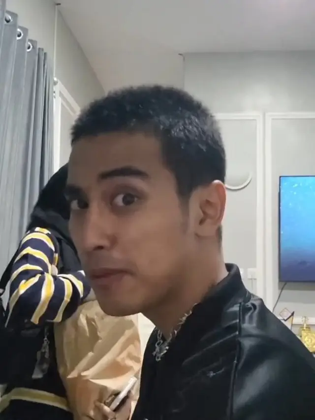 Rambut Abidzar menjadi cepak