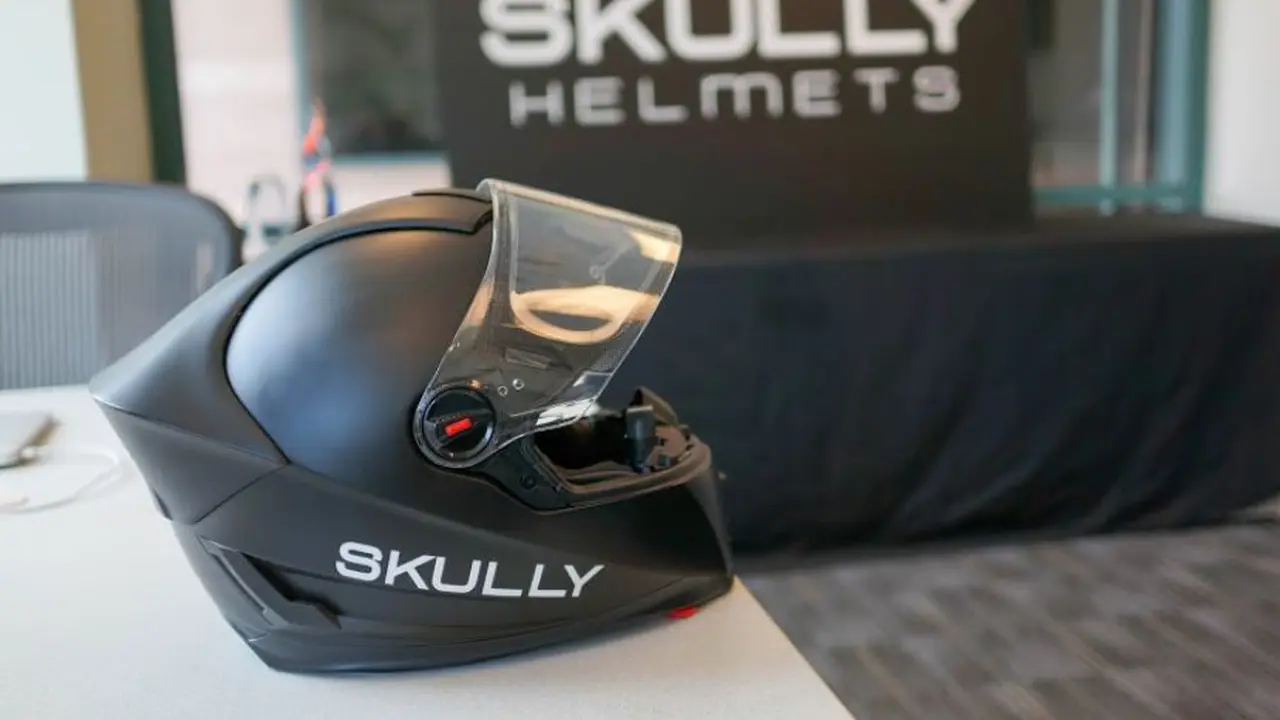 Helm Skully AR-1