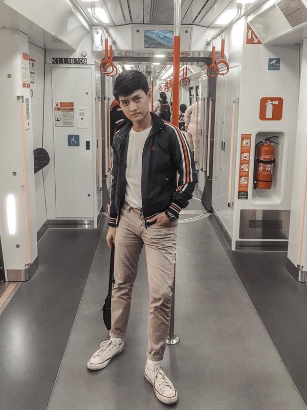 Peserta Idola Cilik 3, Ozy, kini sudah beranjak dewasa dan makin ganteng. (Sumber: Instagram/@ozyadriansyahh)