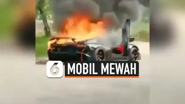 Mobil mewah Lamborghini yang diduga milik artis, Raffi Ahmad, terbakar Sabtu lalu di daerah sentul city. Hal ini disebabkan karena temperatur mesin mobil naik sehingga membuat mesin panas lalu terbakar.