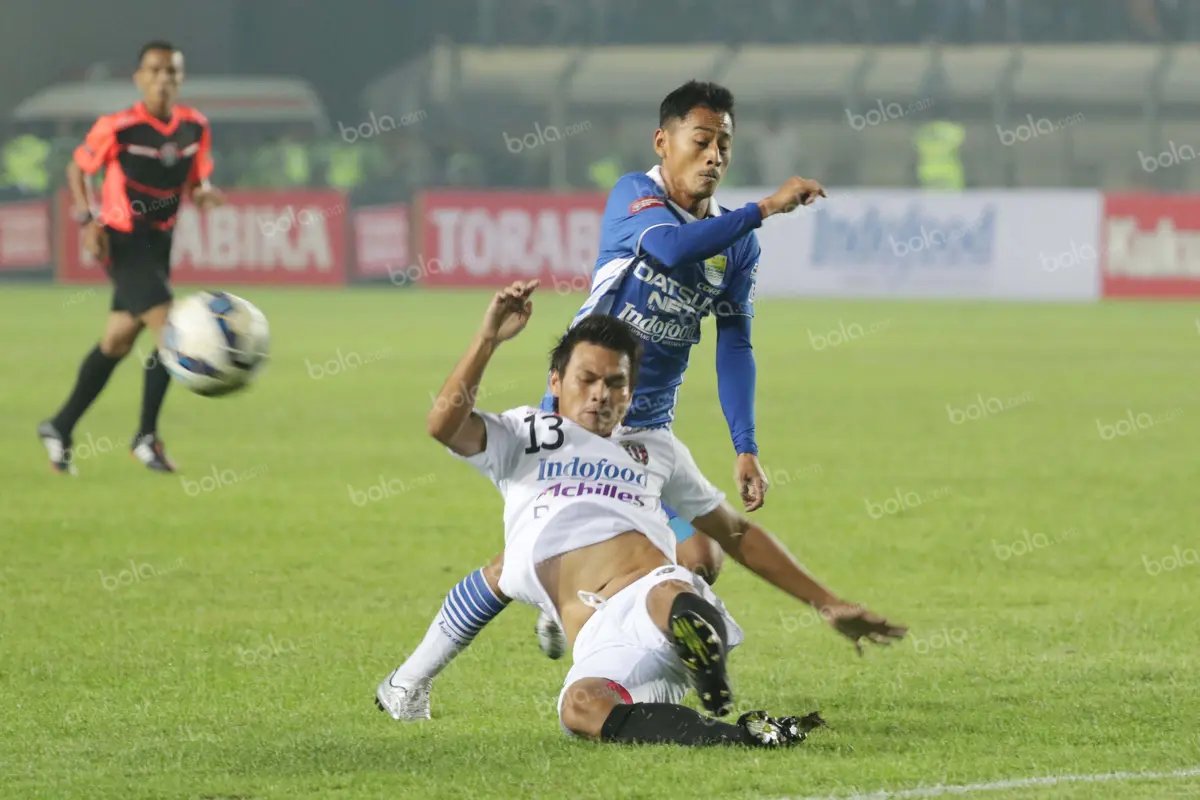 Samsul Arif Persib Bandung