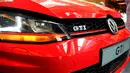 Mobil yang dibanderol Rp 731 juta ini hanya diberi jatah 60 unit, Selasa (3/6/14). (Liputan6.com/Faisal R Syam)