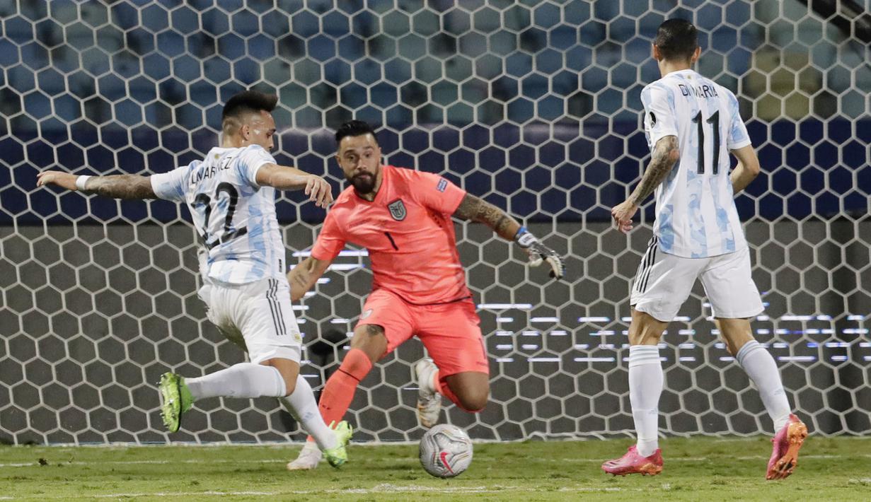 Gol Timnas Argentina dicetak oleh Rodrigo de Paul pada menit ke-39, Lautaro Martinez pada menit ke-85 dan lewat tendangan bebas yang diekseskusi sempurna oleh Lionel Messi pada menit 90. (Foto:AP/Eraldo Peres)
