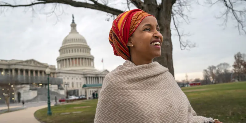 Ilhan Omar Jadi Senator Berhijab Pertama di Senat AS