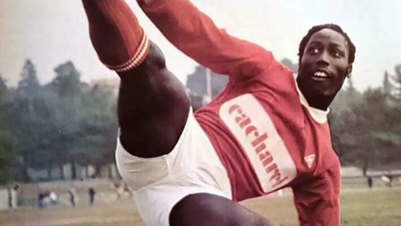 Jean-Pierre Adams.