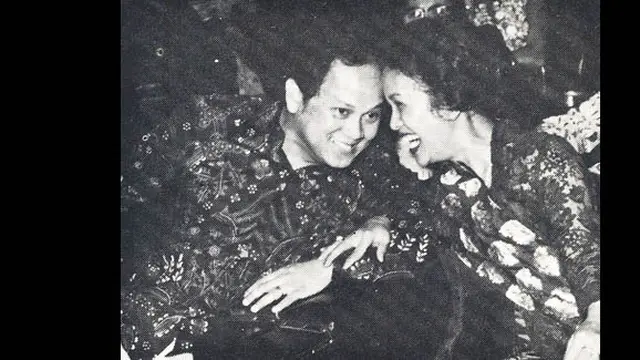 BJ Habibie dan Ainun Habibie (c) bigblackhorse.blogspot