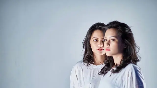 6 Potret Kompak Twindy Rarasati dan Saudara Kembarnya, Saling Dukung