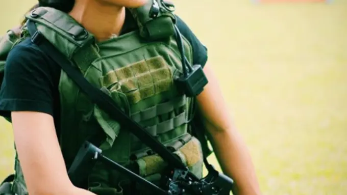 11 Potret Artis Tetap Cantik Walau Tanpa Makeup