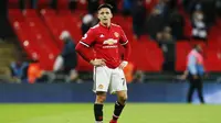 8. Alexis Sanchez (Manchester United) - 2 juta pound (Rp 36,1 miliar). (AFP/ Ian Kington)