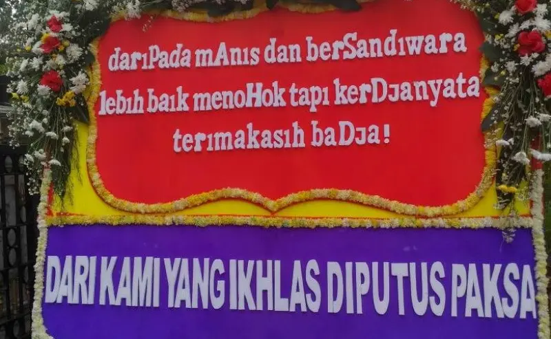 Karangan Bunga untuk Ahok-Djarot