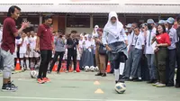 Mendadak Jadi Pelatih, Pemain PSM Motivasi Pelajar SMU Jadi Pesepakbola