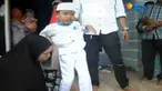 Ragil akan memohon keselamatan keluarganya serta kesembuhan kedua kakinya yang lumpuh di Mekah.