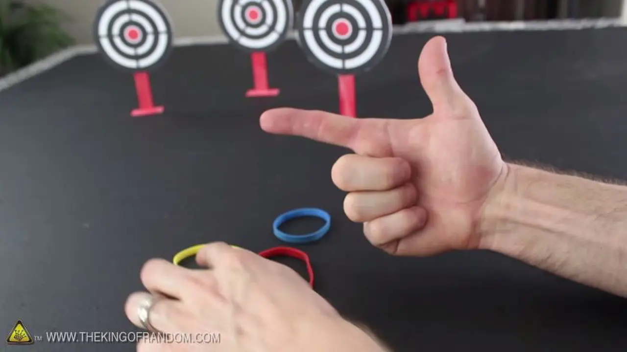 Pistol Tangan (Bintang)