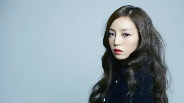 [Bintang] 7 Artis Korea yang Punya Masa Lalu Menyedihkan