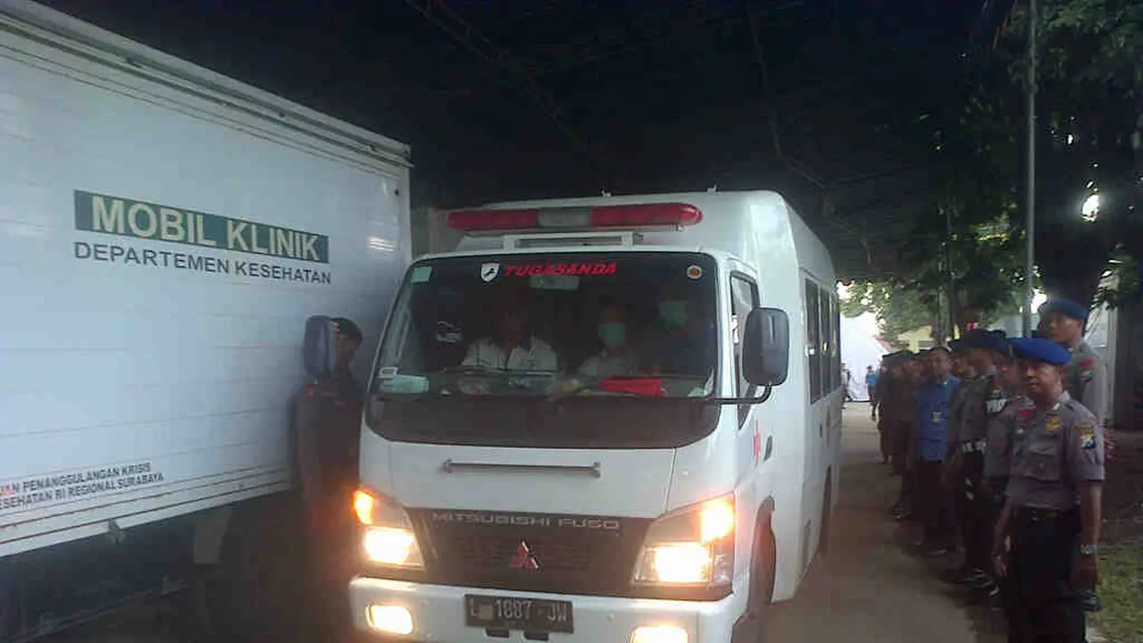 Penyerahan jenazah penumpang AirAsia QZ8501